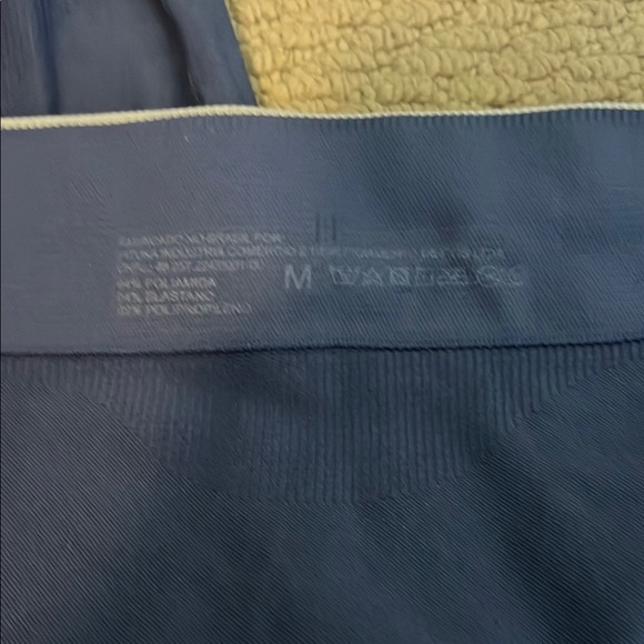 Navy Blue Leggings Speedo size medium - Picture 2 of 8